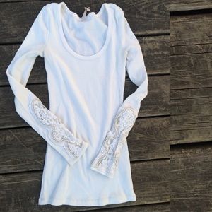 Free People 🌼 ivory long sleeve shirt